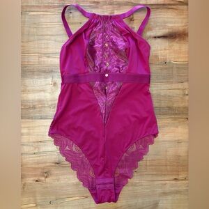 Scantily Indulgence Multiway Stretch Lace Bodysuit in Orchid
